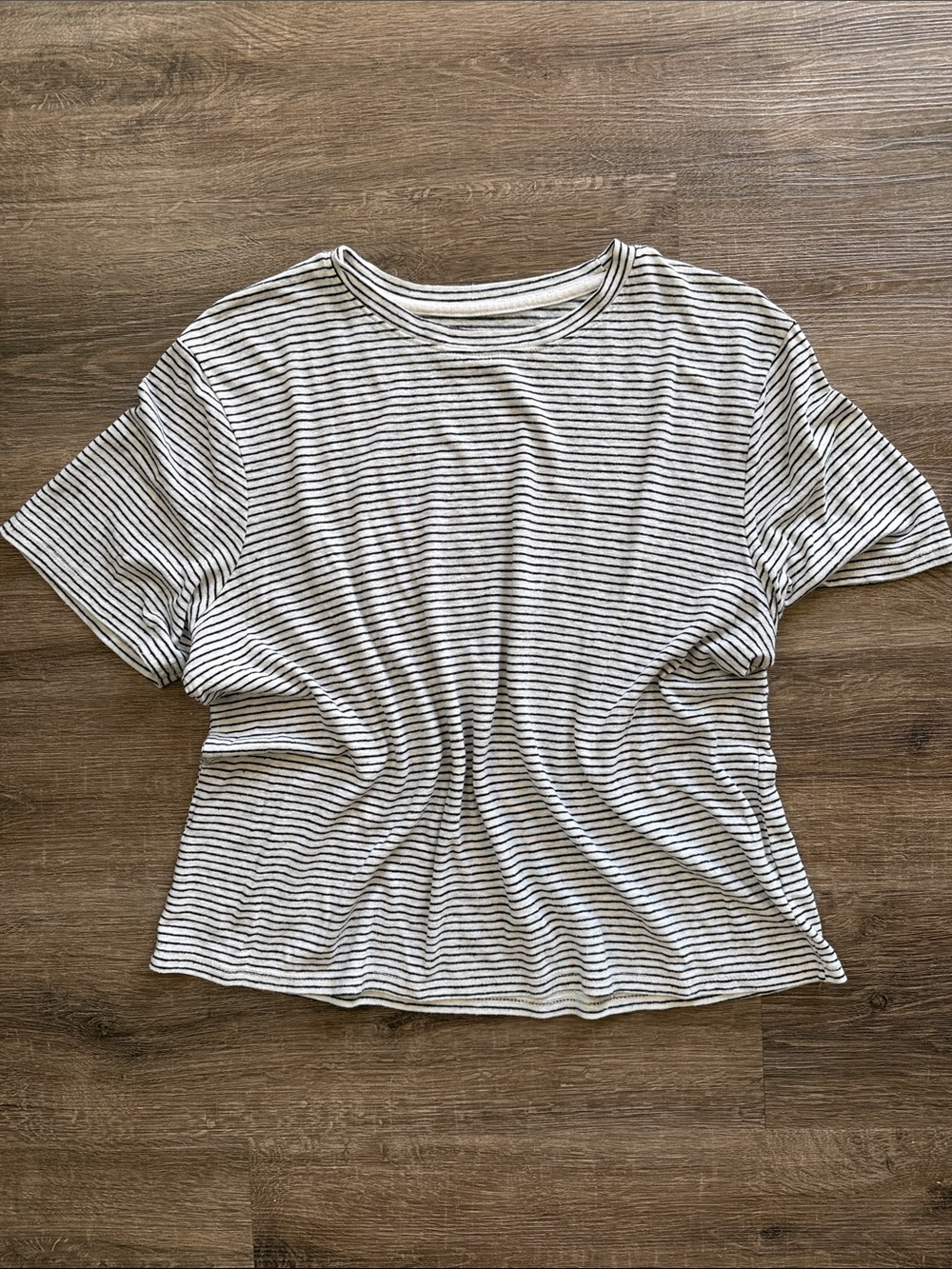 🔥 A New Day White Black Striped Extended Short Sleeve T-Shirt